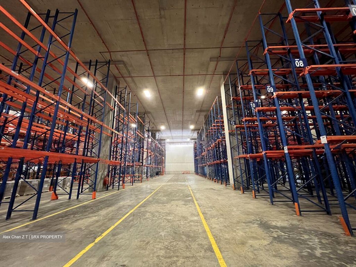 Jalan Buroh (D22), Warehouse #578702071
